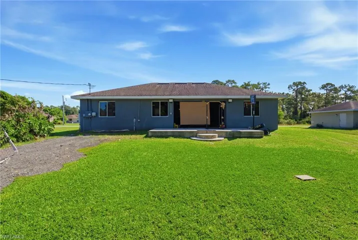 2017 Olsen Ln, Lehigh Acres, Florida 33972