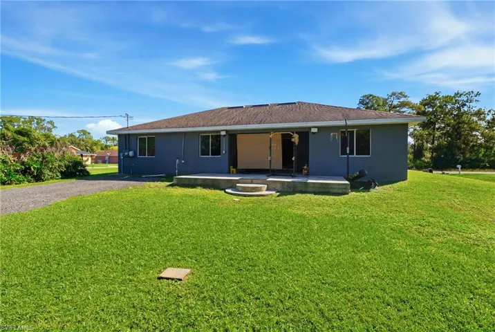 2017 Olsen Ln, Lehigh Acres, Florida 33972