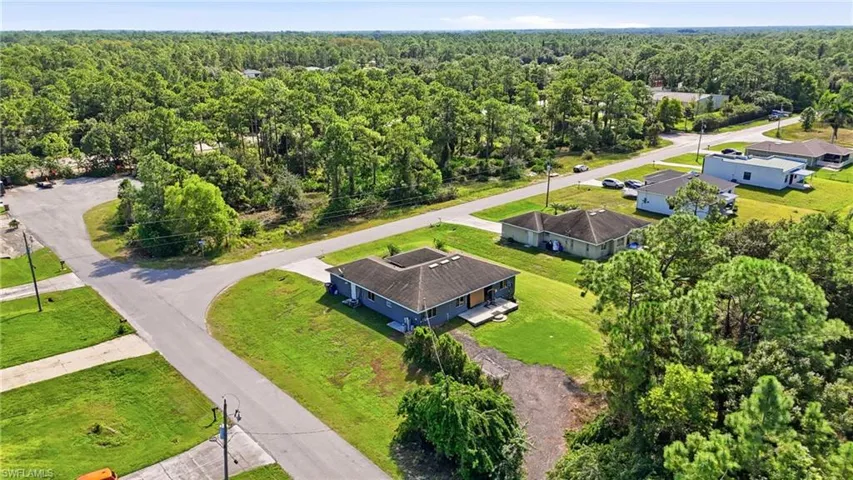 2017 Olsen Ln, Lehigh Acres, Florida 33972
