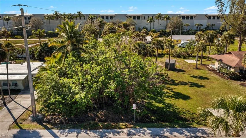 View of home's community