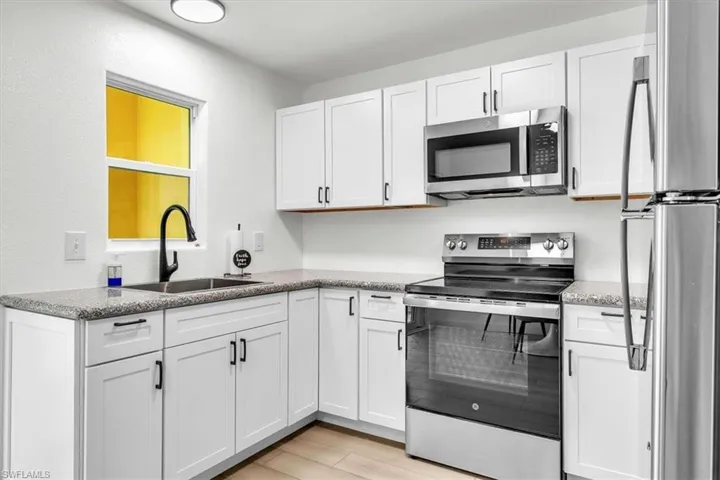537 Capitol St, North Fort Myers, Florida 33903