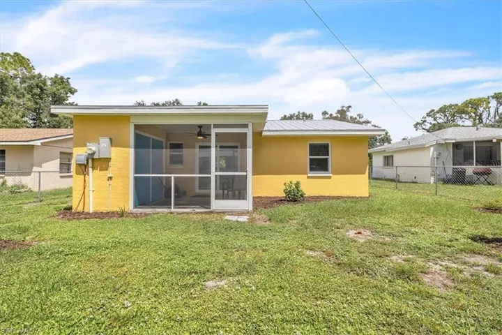 537 Capitol St, North Fort Myers, Florida 33903