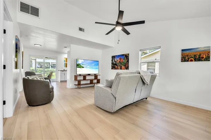 537 Capitol St, North Fort Myers, Florida 33903