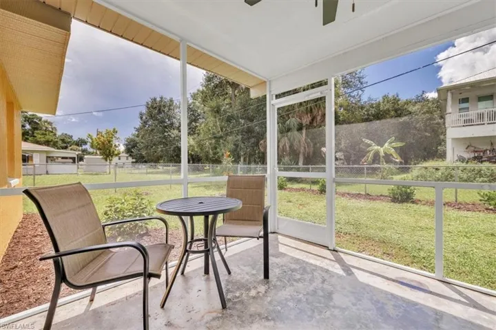 537 Capitol St, North Fort Myers, Florida 33903
