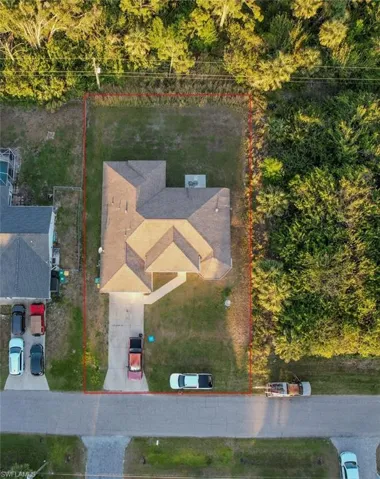Birds eye view of property