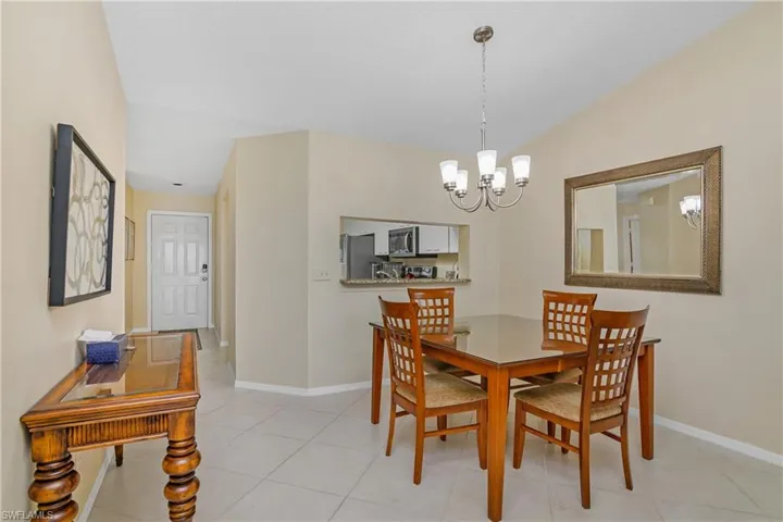 7754 Emerald Cir T202, Naples, Florida 34109