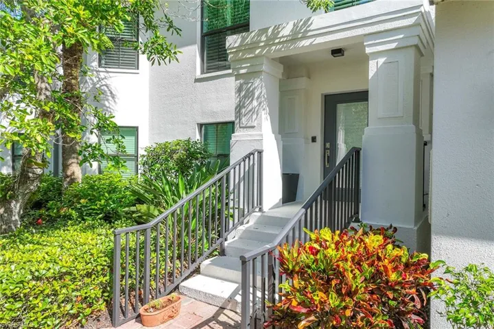 2432  Ravenna  BLVD, Naples, FL 34109