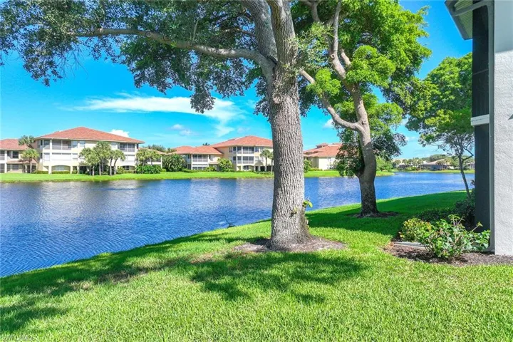 2432  Ravenna  BLVD, Naples, FL 34109