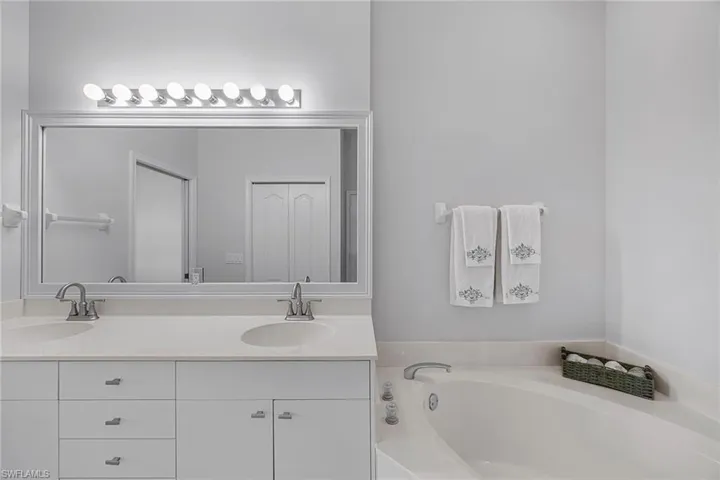 2432  Ravenna  BLVD, Naples, FL 34109