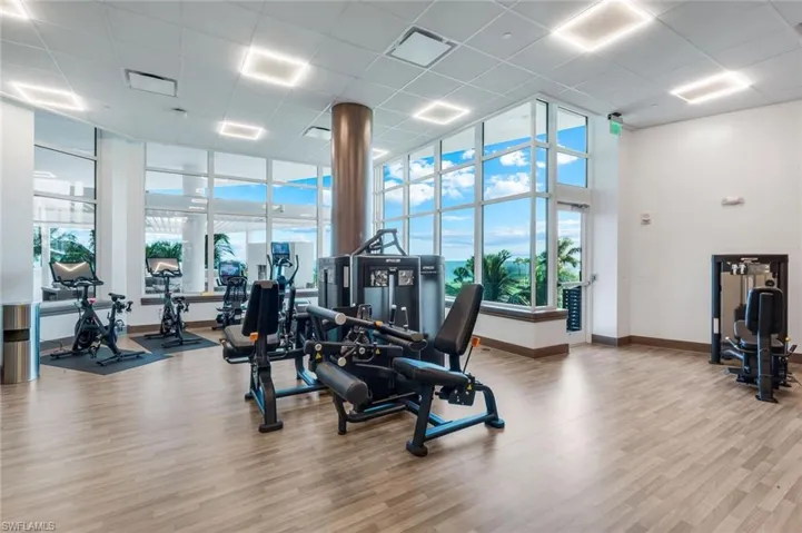 4101 Gulf Shore Blvd N 17n, Naples, Florida 34103