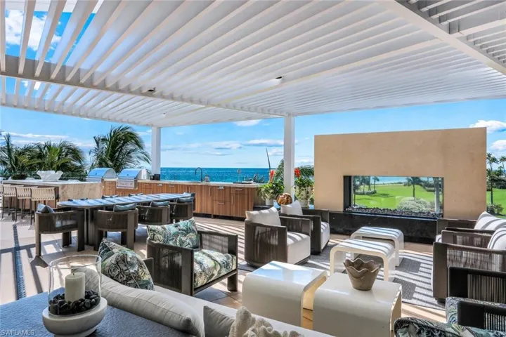 4101 Gulf Shore Blvd N 17n, Naples, Florida 34103