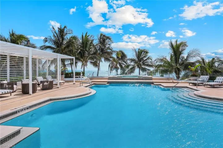 4101 Gulf Shore Blvd N 17n, Naples, Florida 34103