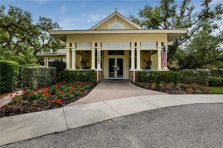 2972  Heritage Pines  DR, Fort Myers, FL 33905