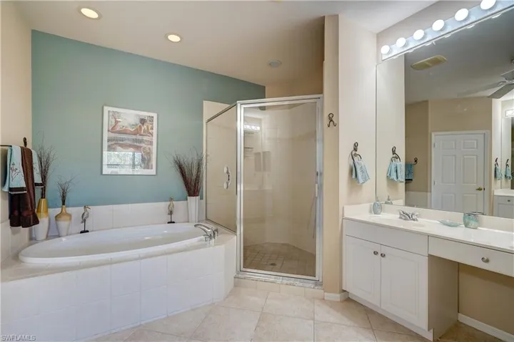 12200 Toscana WAY # 202, BONITA SPRINGS FL 34135