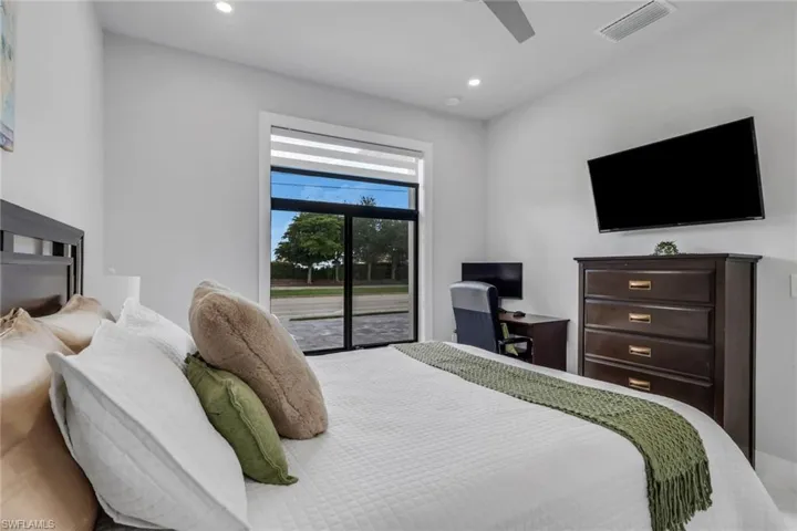1703 Surfside Blvd, Cape Coral, Florida 33991