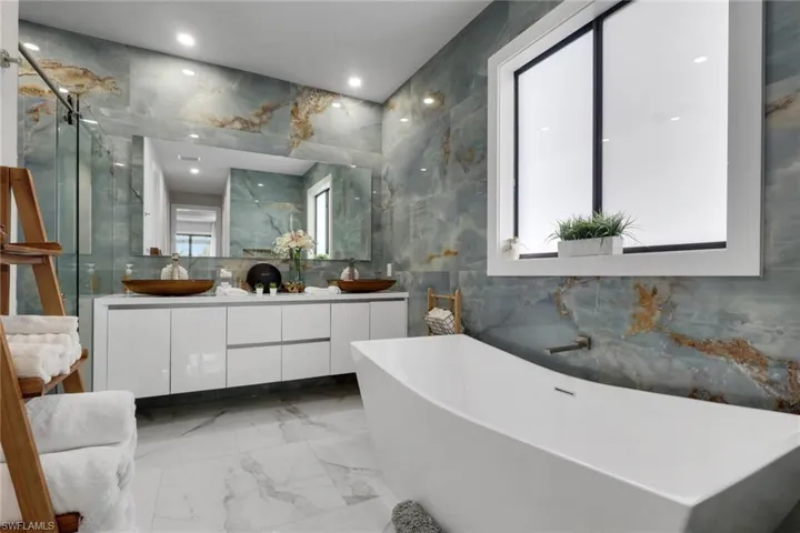 1703 Surfside Blvd, Cape Coral, Florida 33991