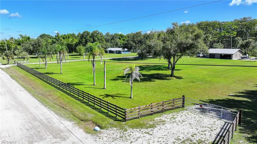 5961 Pangola Rd, Fort Myers, Florida 33905