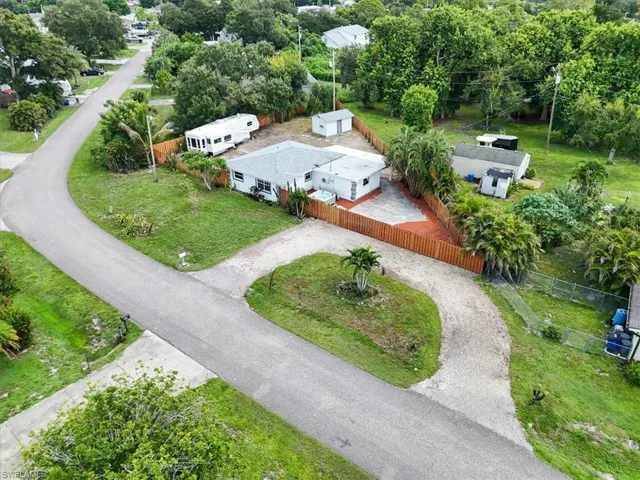 218 Poe Ave, North Fort Myers, Florida 33917