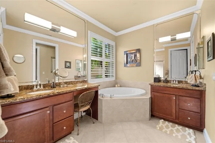 19603 Maddelena Cir, Estero, Florida 33967