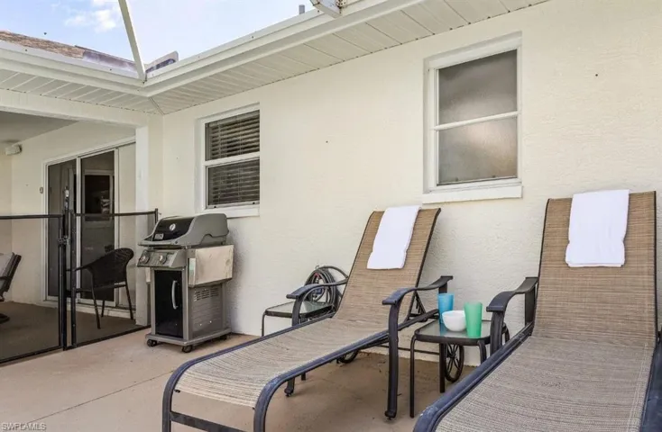 505 Se 9th Pl, Cape Coral, Florida 33990