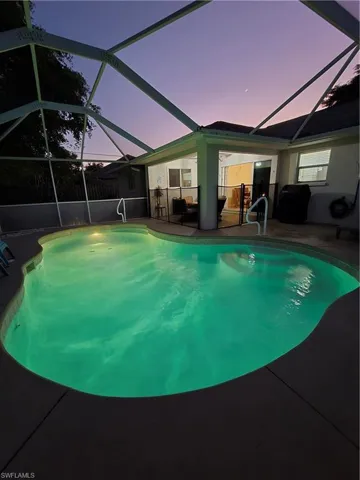 505 Se 9th Pl, Cape Coral, Florida 33990