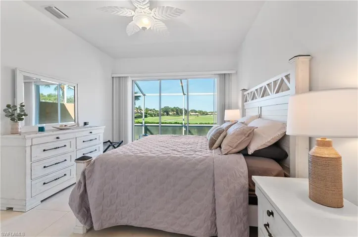 13470 Bridgeford Ave, Bonita Springs, Florida 34135