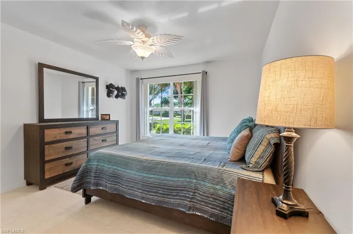 13470 Bridgeford Ave, Bonita Springs, Florida 34135