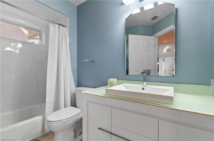 13470 Bridgeford Ave, Bonita Springs, Florida 34135