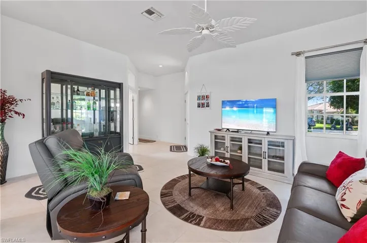 13470 Bridgeford Ave, Bonita Springs, Florida 34135