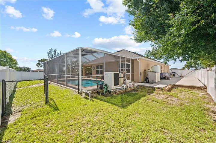 2619 NW 10th  ST, Cape Coral, FL 33993