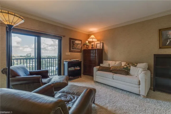 1920  Virginia  AVE, Fort Myers, FL 33901