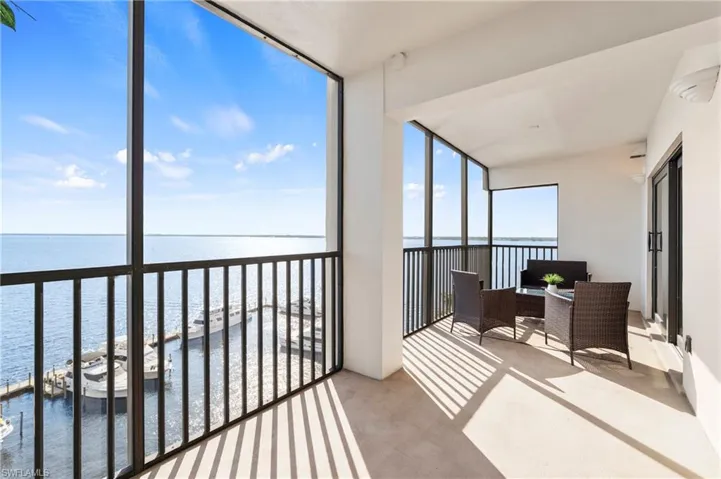 1920  Virginia  AVE, Fort Myers, FL 33901