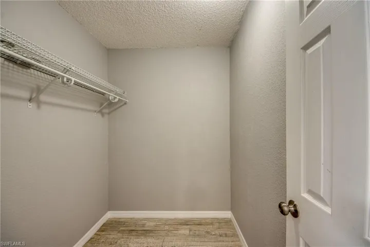6406  Royal Woods  DR, Fort Myers, FL 33908