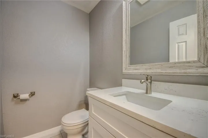 6406  Royal Woods  DR, Fort Myers, FL 33908