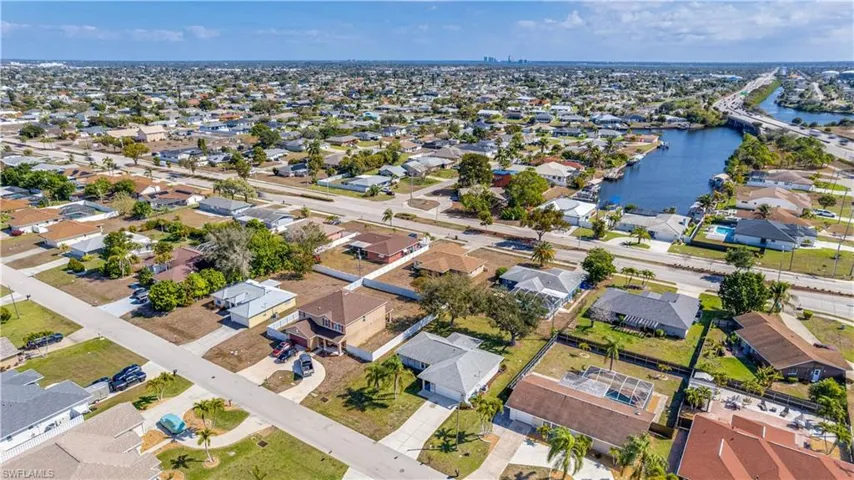 No Flood insurance required!