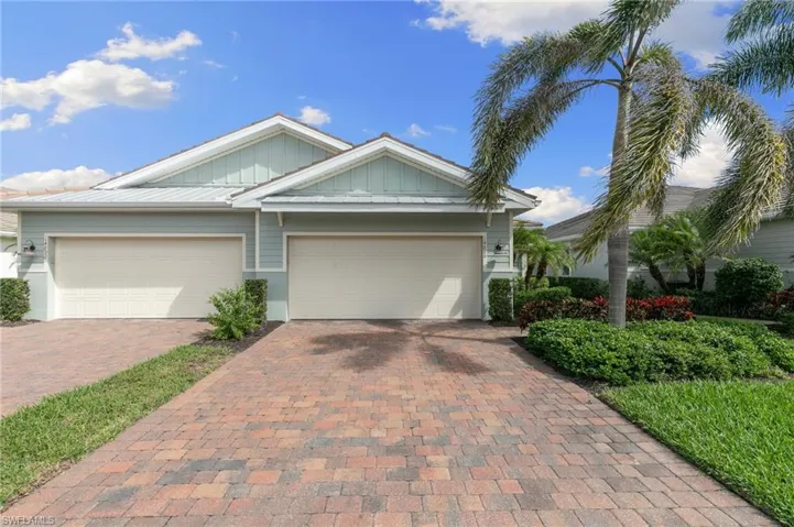 14888  Edgewater  CIR, Naples, FL 34114