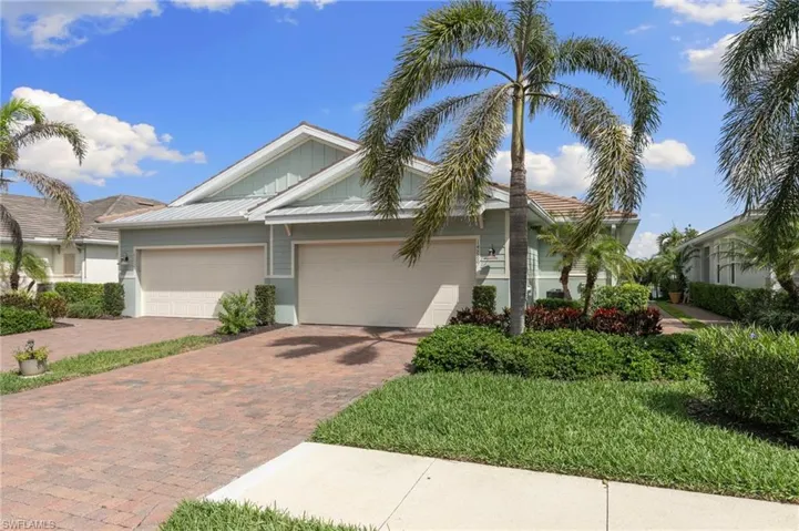 14888  Edgewater  CIR, Naples, FL 34114