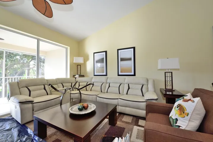 8125 Celeste Dr 5216, Naples, Florida 34113