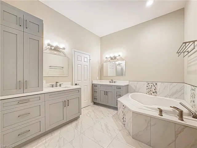 1190  Egrets Walk  CIR, Naples, FL 34108