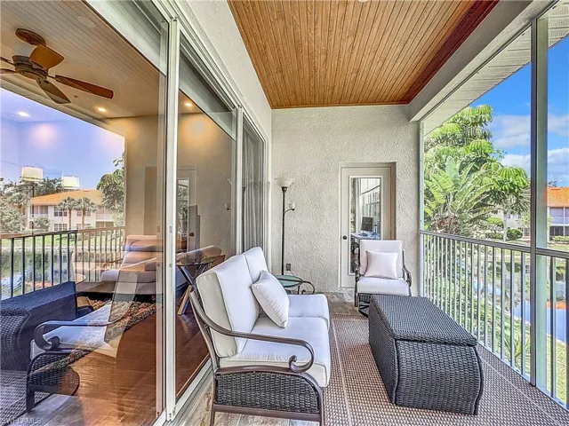 1190  Egrets Walk  CIR, Naples, FL 34108