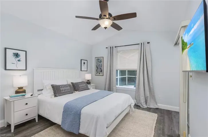1537 Vintage Ln, Naples, Florida 34104