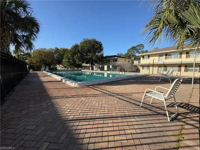 3325  Airport N RD, Naples, FL 34105