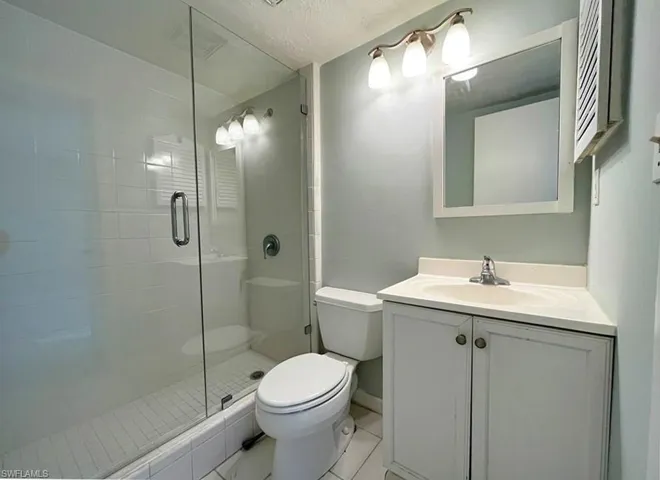 3325  Airport N RD, Naples, FL 34105