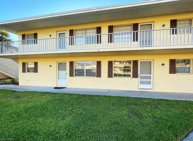 3325  Airport N RD, Naples, FL 34105