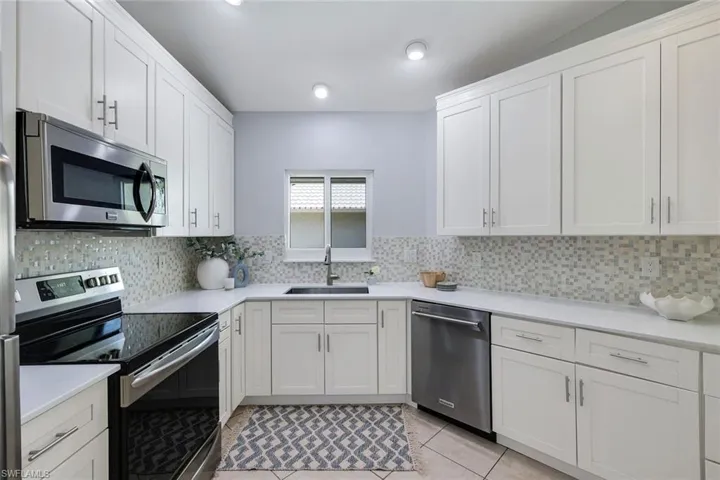 11054 Linnet Ln, Naples, Florida 34119