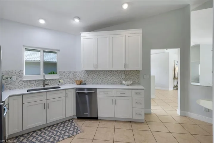 Spacious kitchen