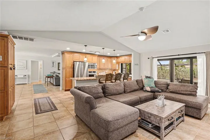 1533 Sw 57th Ter, Cape Coral, Florida 33914