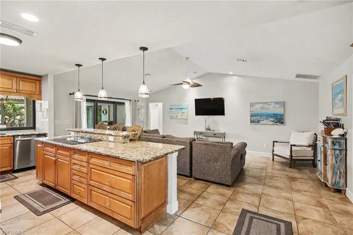 1533 Sw 57th Ter, Cape Coral, Florida 33914