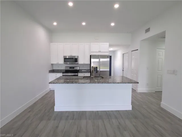 2907 SW Santa Barbara  PL, Cape Coral, FL 33914