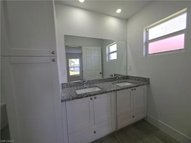 2907 SW Santa Barbara  PL, Cape Coral, FL 33914